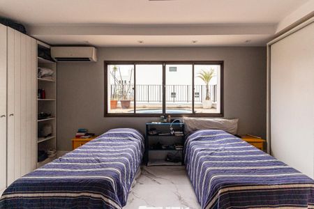 Apartamento à venda com 237m², 3 quartos e 2 vagas Apartamento à venda com 237m², 3 quartos e 2 vagasQuarto da Suíte 2