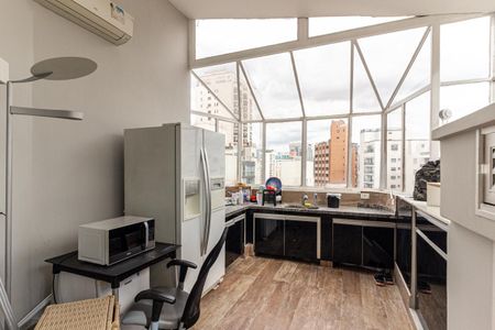Apartamento à venda com 237m², 3 quartos e 2 vagas Apartamento à venda com 237m², 3 quartos e 2 vagasCozinha 2