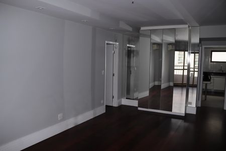 Sala de apartamento à venda com 3 quartos, 237m² em Higienópolis, São Paulo