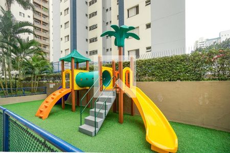 Apartamento à venda com 71m², 3 quartos e 1 vagaÁrea comum