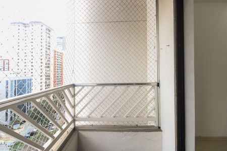 Apartamento à venda com 71m², 3 quartos e 1 vagaVaranda