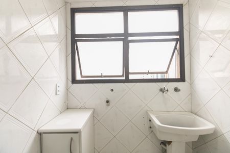 Apartamento à venda com 71m², 3 quartos e 1 vagaÁrea de Serviço