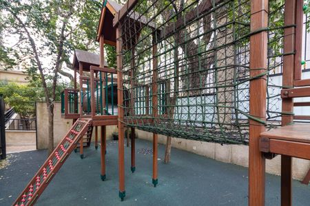 Apartamento para alugar com 157m², 3 quartos e 3 vagasÁrea comum - Playground