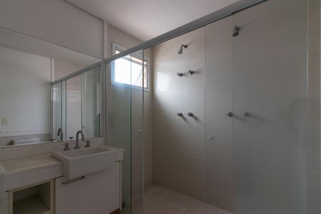 Apartamento para alugar com 157m², 3 quartos e 3 vagasBanheiro da Suíte 1