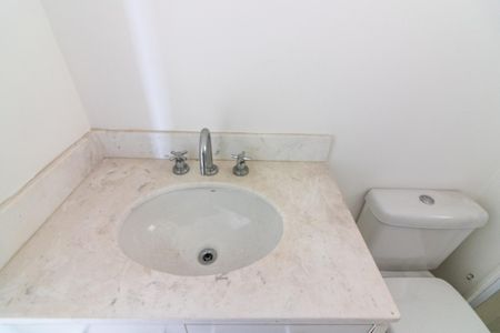 Apartamento para alugar com 157m², 3 quartos e 3 vagasBanheiro Social