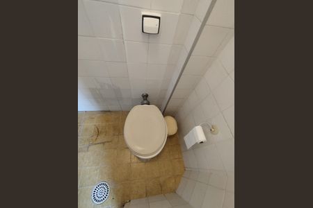 Apartamento à venda com 84m², 3 quartos e 1 vaga Apartamento à venda com 84m², 3 quartos e 1 vagaBanheiro de serviço