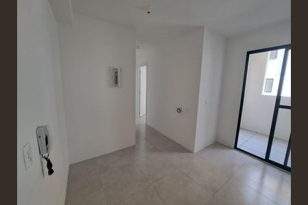 Apartamento à venda com 43m², 2 quartos e 1 vaga Apartamento à venda com 43m², 2 quartos e 1 vagaSala/Cozinha