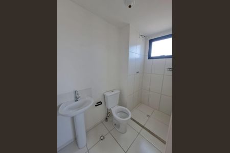 Apartamento à venda com 43m², 2 quartos e 1 vaga Apartamento à venda com 43m², 2 quartos e 1 vagaBanheiro
