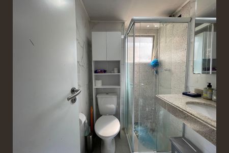 Apartamento à venda com 70m², 3 quartos e 1 vaga Apartamento à venda com 70m², 3 quartos e 1 vagaBanheiro Social