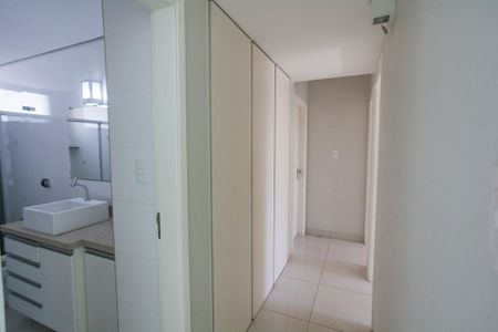 Apartamento para alugar com 127m², 3 quartos e 2 vagas Apartamento para alugar com 127m², 3 quartos e 2 vagasCorredor