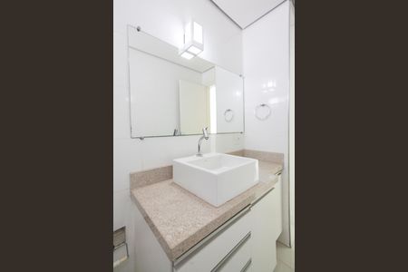 Apartamento para alugar com 127m², 3 quartos e 2 vagas Apartamento para alugar com 127m², 3 quartos e 2 vagasBanheiro Social