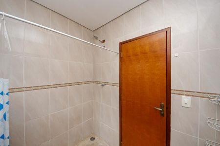 Casa à venda com 71m², 2 quartos e 1 vagaBanheiro