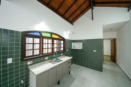 Casa à venda com 71m², 2 quartos e 1 vagaSala/Cozinha