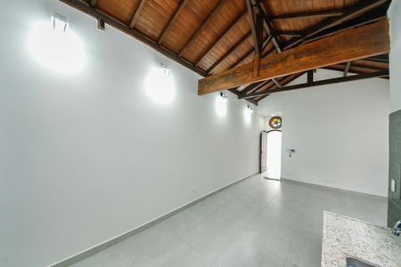 Casa à venda com 71m², 2 quartos e 1 vagaSala/Cozinha