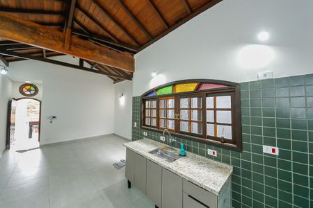 Casa à venda com 71m², 2 quartos e 1 vagaSala/Cozinha