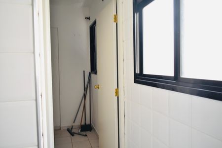 Apartamento para alugar com 96m², 3 quartos e 2 vagas Apartamento para alugar com 96m², 3 quartos e 2 vagasQuarto de Serviço