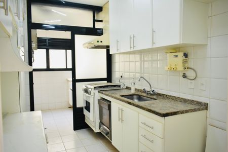Apartamento para alugar com 96m², 3 quartos e 2 vagas Apartamento para alugar com 96m², 3 quartos e 2 vagasCozinha