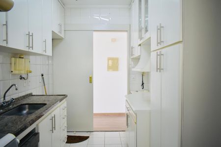Apartamento para alugar com 96m², 3 quartos e 2 vagas Apartamento para alugar com 96m², 3 quartos e 2 vagasCozinha