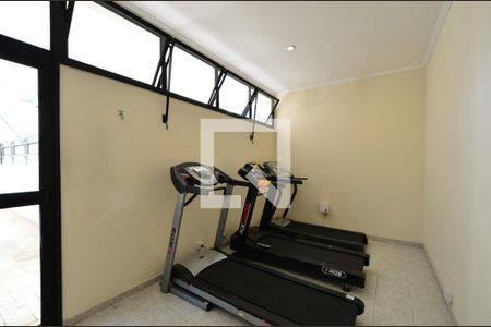 Apartamento para alugar com 96m², 3 quartos e 2 vagas Apartamento para alugar com 96m², 3 quartos e 2 vagasÁrea comum - Academia