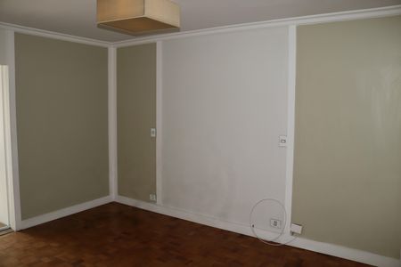 Apartamento à venda com 200m², 2 quartos e 2 vagasSuíte