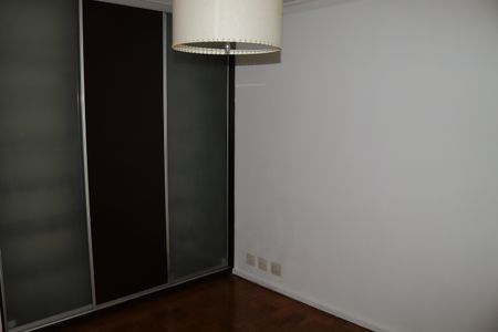 Apartamento à venda com 200m², 2 quartos e 2 vagasSala