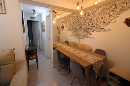 Apartamento à venda com 48m², 2 quartos e 2 vagasSala