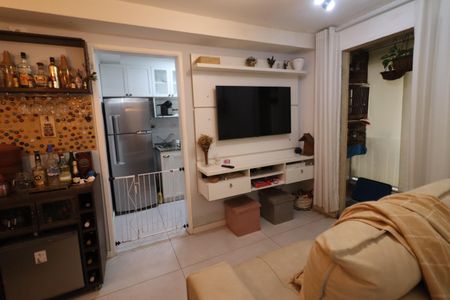 Sala de apartamento à venda com 2 quartos, 48m² em Novo Osasco, Osasco