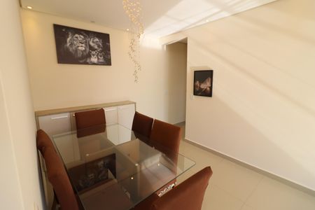 Apartamento para alugar com 55m², 2 quartos e 1 vagaSala