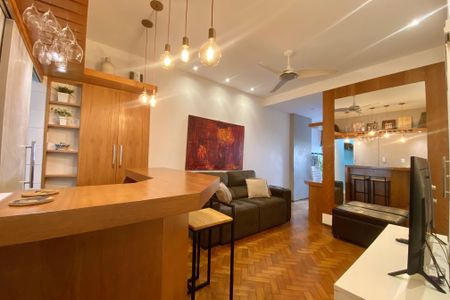 Sala  de apartamento à venda com 1 quarto, 46m² em Ipanema, Rio de Janeiro