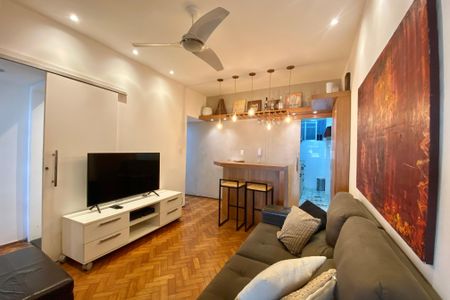 Sala  de apartamento à venda com 1 quarto, 46m² em Ipanema, Rio de Janeiro