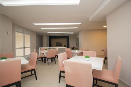 Apartamento à venda com 93m², 2 quartos e 2 vagasÁrea comum - Salão de festas