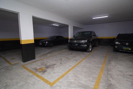 Apartamento à venda com 93m², 2 quartos e 2 vagasGaragem