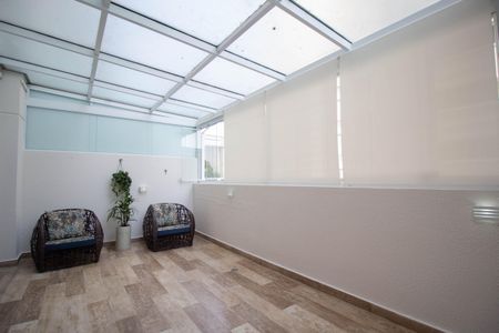 Apartamento à venda com 93m², 2 quartos e 2 vagasVaranda gourmet