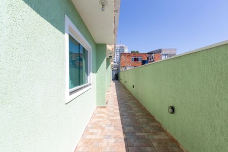 Casa de condomínio à venda com 111m², 3 quartos e 1 vagaEntrada