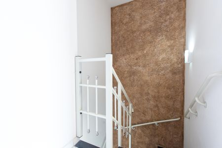 Casa de condomínio à venda com 111m², 3 quartos e 1 vagaHall do Quarto