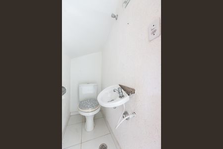 Casa de condomínio à venda com 111m², 3 quartos e 1 vagaLavabo da Sala