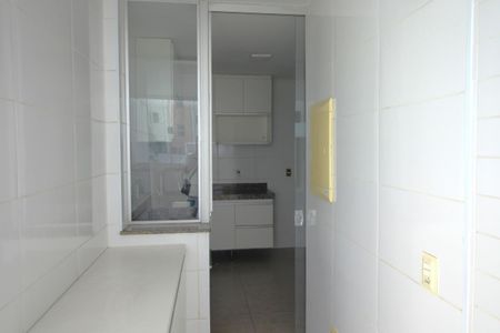 area. serv. de apartamento à venda com 3 quartos, 110m² em Indaiá, Belo Horizonte