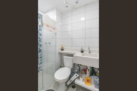 Banheiro de apartamento à venda com 2 quartos, 40m² em Jardim Santa Emilia, São Paulo