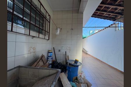 Casa para alugar com 160m², 2 quartos e 2 vagasLavanderia