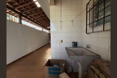 Casa para alugar com 160m², 2 quartos e 2 vagasLavanderia