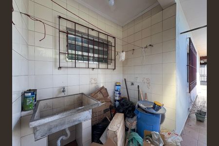 Casa para alugar com 160m², 2 quartos e 2 vagasLavanderia