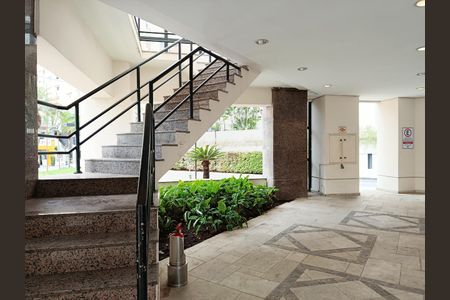 Apartamento para alugar com 33m², 1 quarto e 1 vaga Apartamento para alugar com 33m², 1 quarto e 1 vagaÁrea da entrada