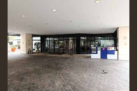 Apartamento para alugar com 33m², 1 quarto e 1 vaga Apartamento para alugar com 33m², 1 quarto e 1 vagaEntrada do edifício