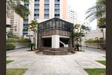 Apartamento para alugar com 33m², 1 quarto e 1 vaga Apartamento para alugar com 33m², 1 quarto e 1 vagaFachada