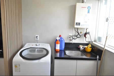 Apartamento à venda com 139m², 3 quartos e 1 vagaÁrea de Serviço