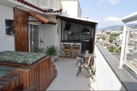 Apartamento à venda com 139m², 3 quartos e 1 vagaÁrea comum