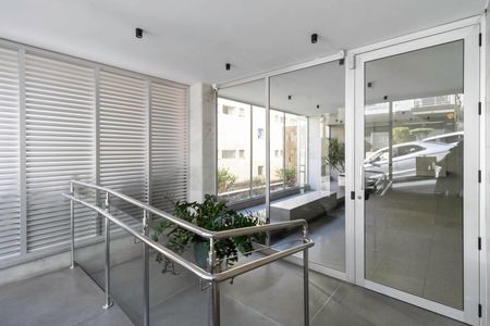 Apartamento à venda com 320m², 5 quartos e 2 vagasEntrada