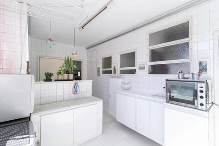 Apartamento à venda com 320m², 5 quartos e 2 vagasÁrea de serviço