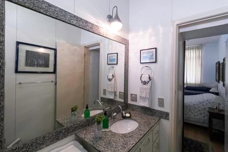 Apartamento à venda com 320m², 5 quartos e 2 vagasBanheiro da suíte 2