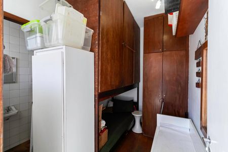 Apartamento à venda com 320m², 5 quartos e 2 vagasQuarto de serviço